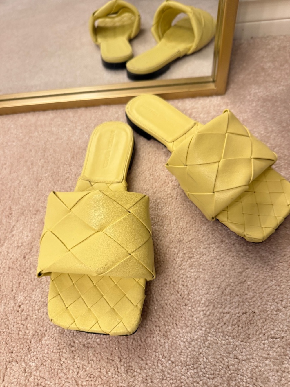 $1350 Bottega Veneta Acid Flat Sandals Shoes NAPPA MAXI INTRECCIATO LIDO